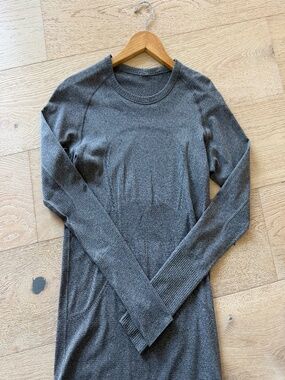 Lululemon Swiftly Tech Long Sleeve (Grey)